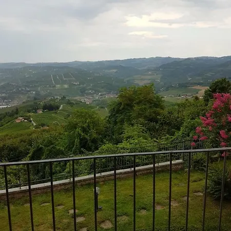 Ca D' La Posta 아파트 *